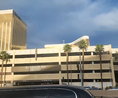 Mandalay Bay parking